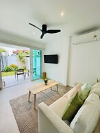 Baan Saint Tropez Villas Kata Beach