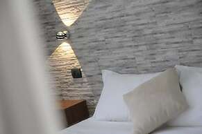 Aurelia Rooms