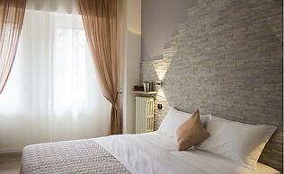 Aurelia Rooms
