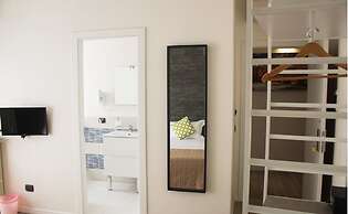 Aurelia Rooms