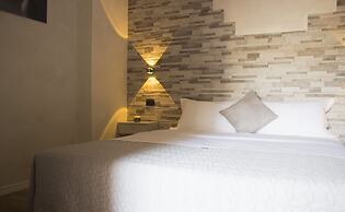 Aurelia Rooms