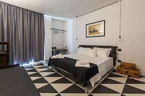 The Boutique Napoli Suite