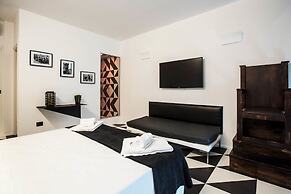 The Boutique Napoli Suite