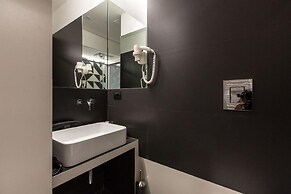The Boutique Napoli Suite