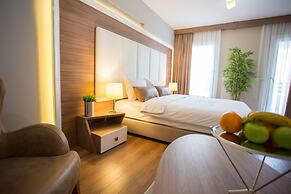 A Royal Suit Hotel