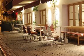 Rest Inn Hotel