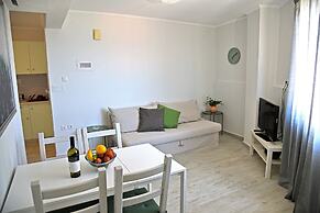 Castello Apartments