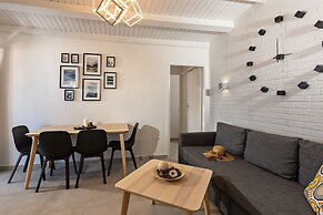 Castello Apartments