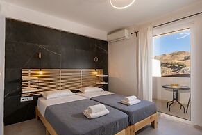 Castello Apartments