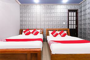 Honey Hotel