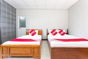 Honey Hotel