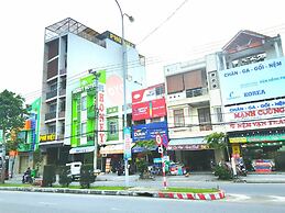 Honey Hotel