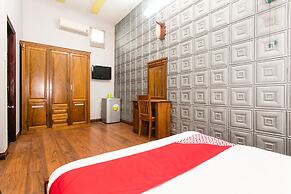 Honey Hotel