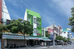 Honey Hotel