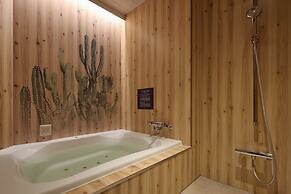 COAST HIKE HOTEL - Adults Only