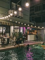 Josh Hotel