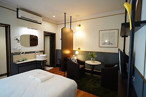 Josh Hotel