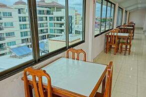LEK Jomtien Hotel