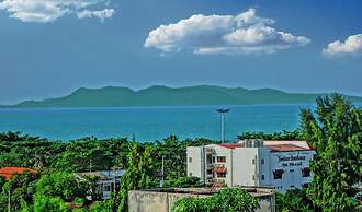 LEK Jomtien Hotel