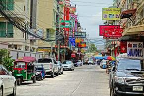 LEK Jomtien Hotel