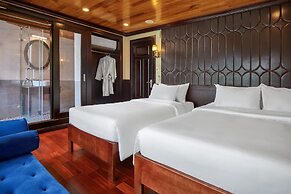 Lan Ha Legend Cruise