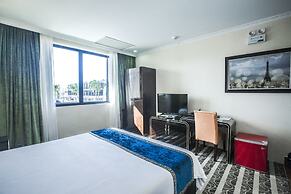 Star Sands Hotel