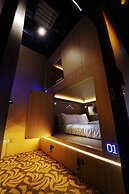 CUBE Boutique Capsule Hotel @ Kampong Glam