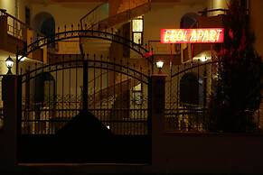 Erol Apart