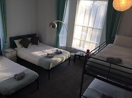 Queens Guesthouse Manchester