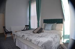 Queens Guesthouse Manchester