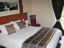 Hotel Restaurant  Rive Gauche