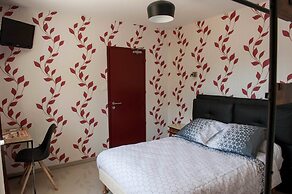 Hotel Restaurant  Rive Gauche
