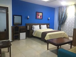Hôtel Adounia