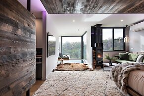 Clifftop at Hepburn