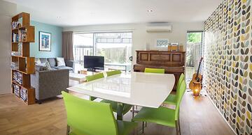 qTownpad Holiday Homes
