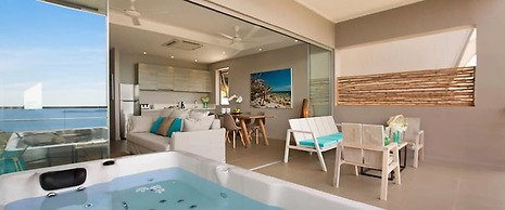 Penthouse Poda at Comoon Boutique Villas