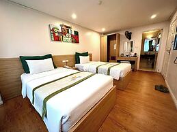 Royal Hotel