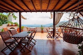 Turk Evi