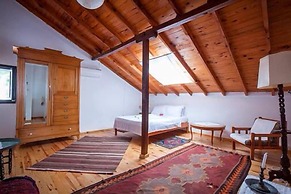 Turk Evi