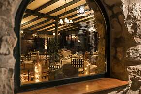 Calerilla Hotel