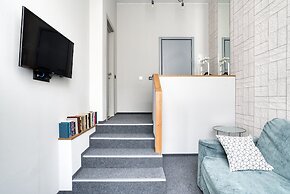 Hotel Library