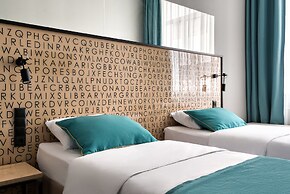 Hotel Library