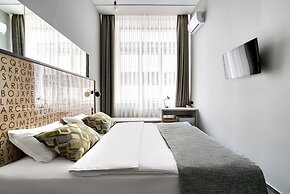 Hotel Library
