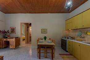 Mihaila Bungalows
