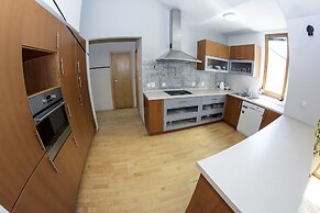 Hostel Eleven