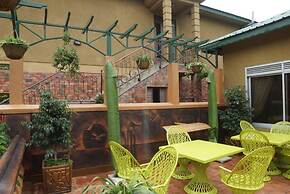 Country Lake Resort - Garuga