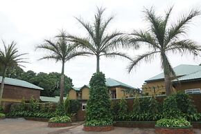 Country Lake Resort - Garuga