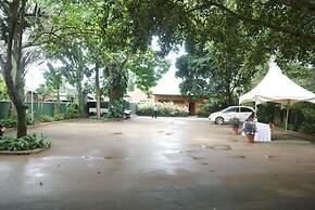 Country Lake Resort - Garuga