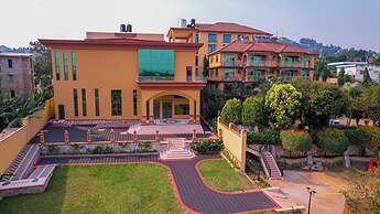 Nican Resort Hotel