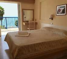 Hotel Golden Sun